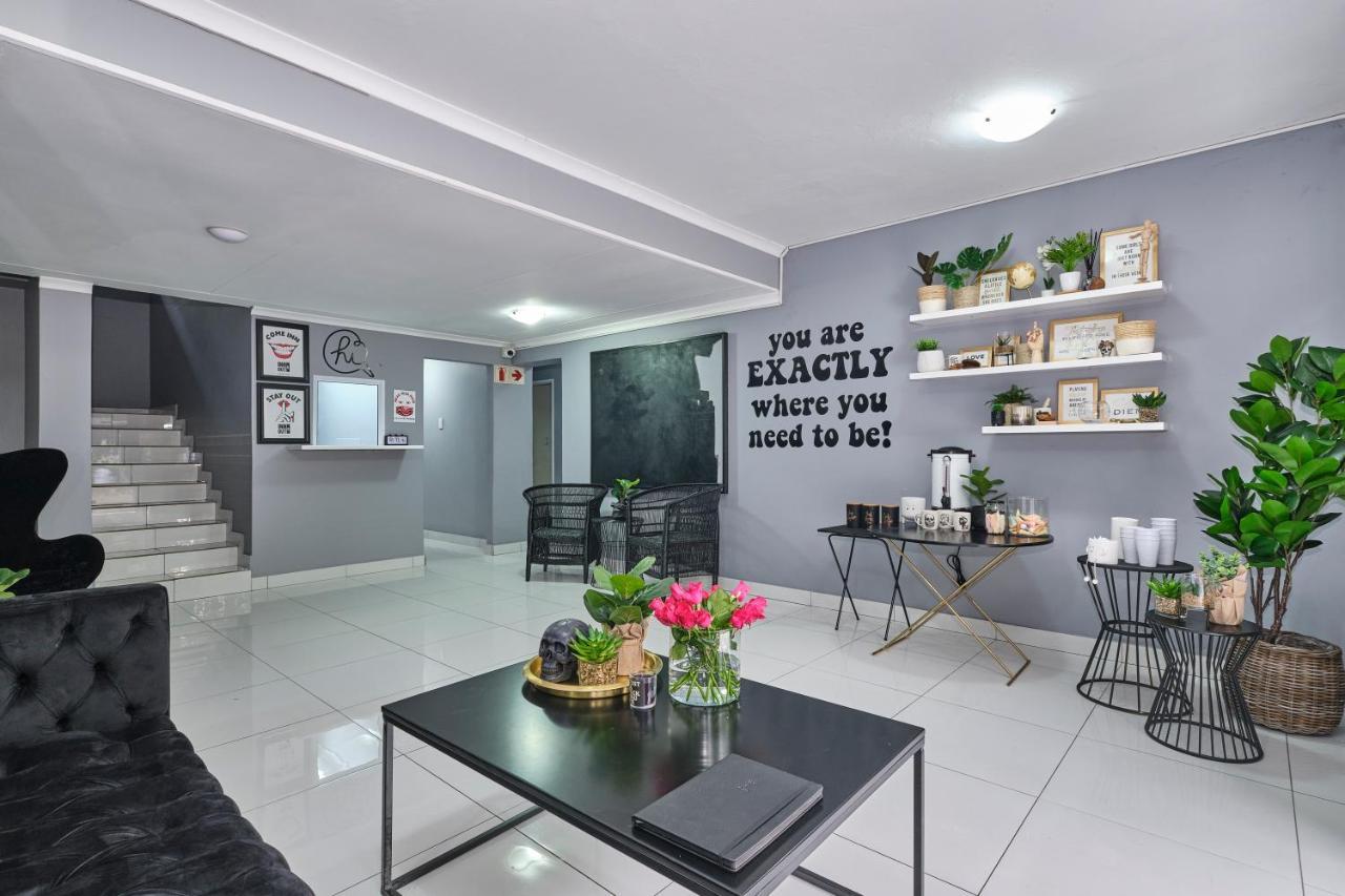 יוהנסבורג Inn & Out Sandton מראה חיצוני תמונה